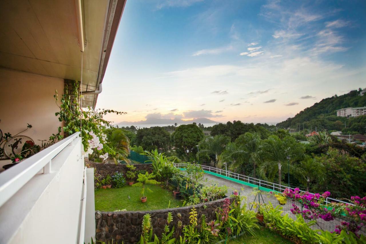 Vue Lagon Et Moorea Taapuna Luaran gambar